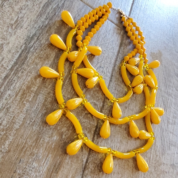Vintage bakelite ? Yellow unique triple beaded necklace statement bib 70's 80's - Picture 10 of 16